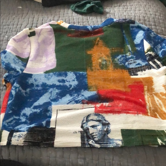 UO Abstract Crop Top - Picture 3 of 3